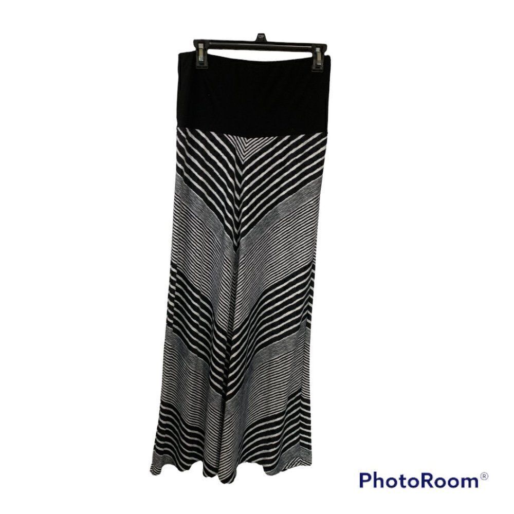 Roz & Ali Long Maxi Skirt